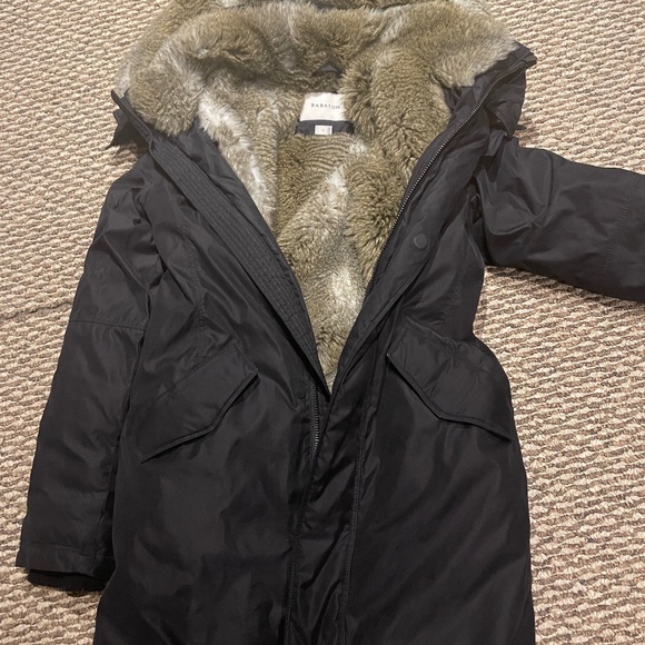 Aritzia Babaton - Picture 1 of 4